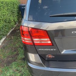 Dodge Journey Se