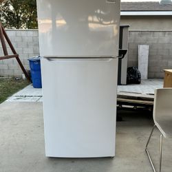 Frigidaire Refrigerator