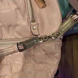 Michael Kors Mk Embossed Signature Large Baby Pink 