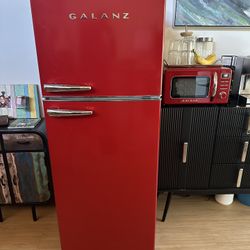 Retro Refrigerator - Red Galanz