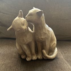 Cats Statue 