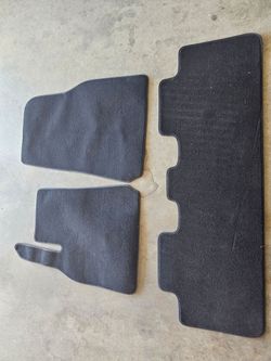 Tesla Model Y - Mats