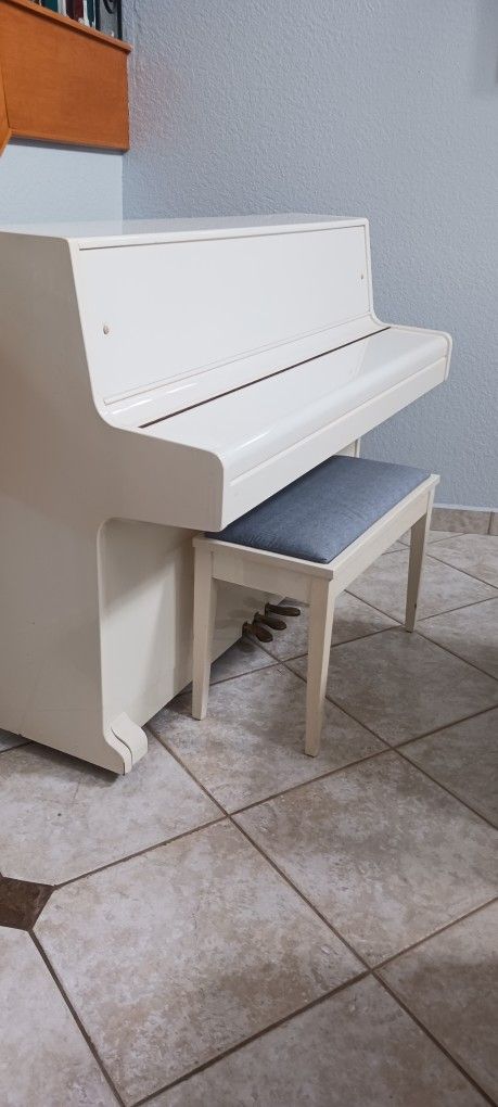 Beautiful Cream- Colored Piano With Bench