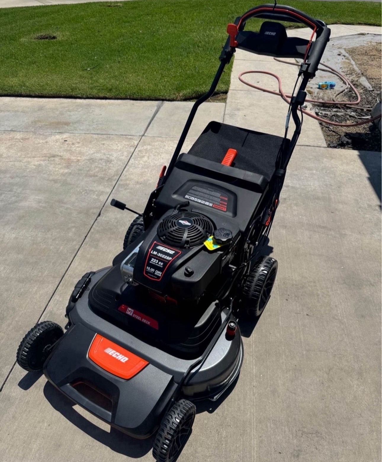 Echo Gas Mower 30in