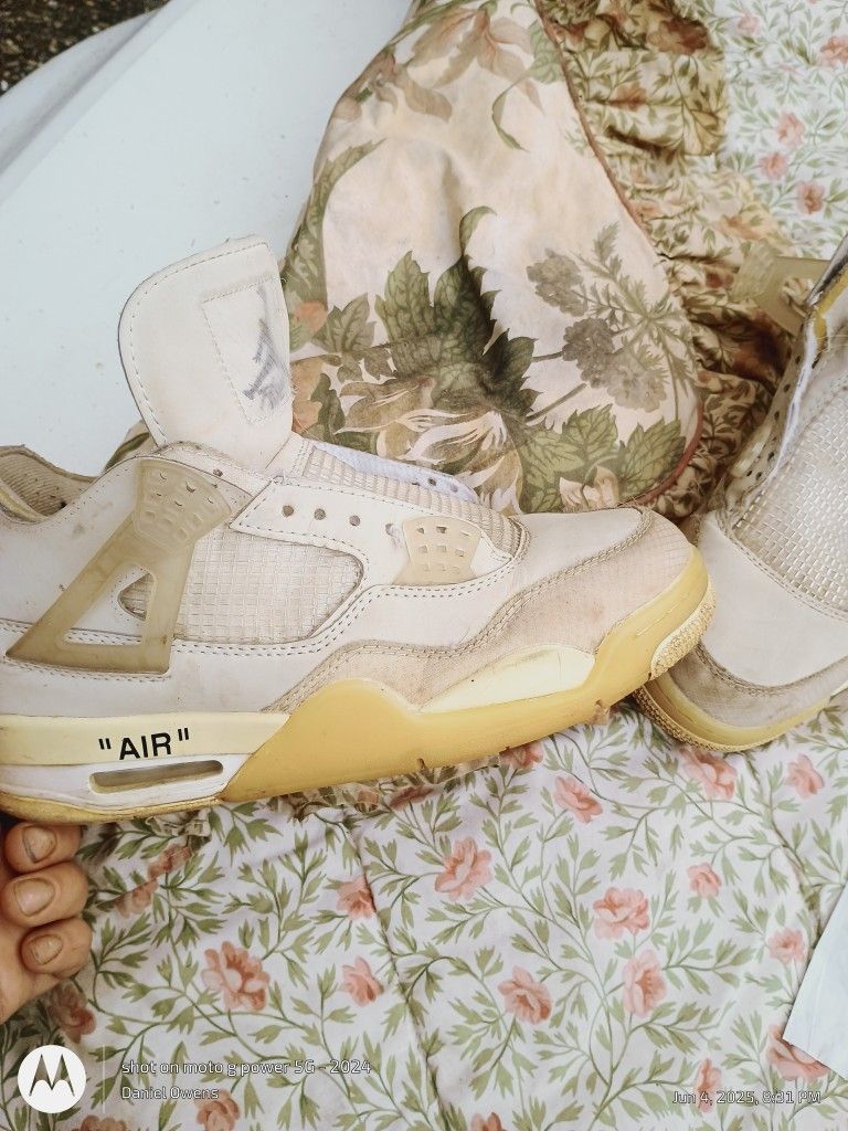Nike Air/ Air Jordan 4 Retro Off White