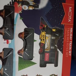 Mota Holiday Train Set