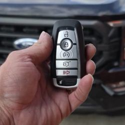 Ford Smart Keys And Remotes Programmed On Site F150 Explorer Expedition Lincoln Navigator Taurus Flex 