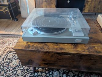 Toshiba SR 230 record player
