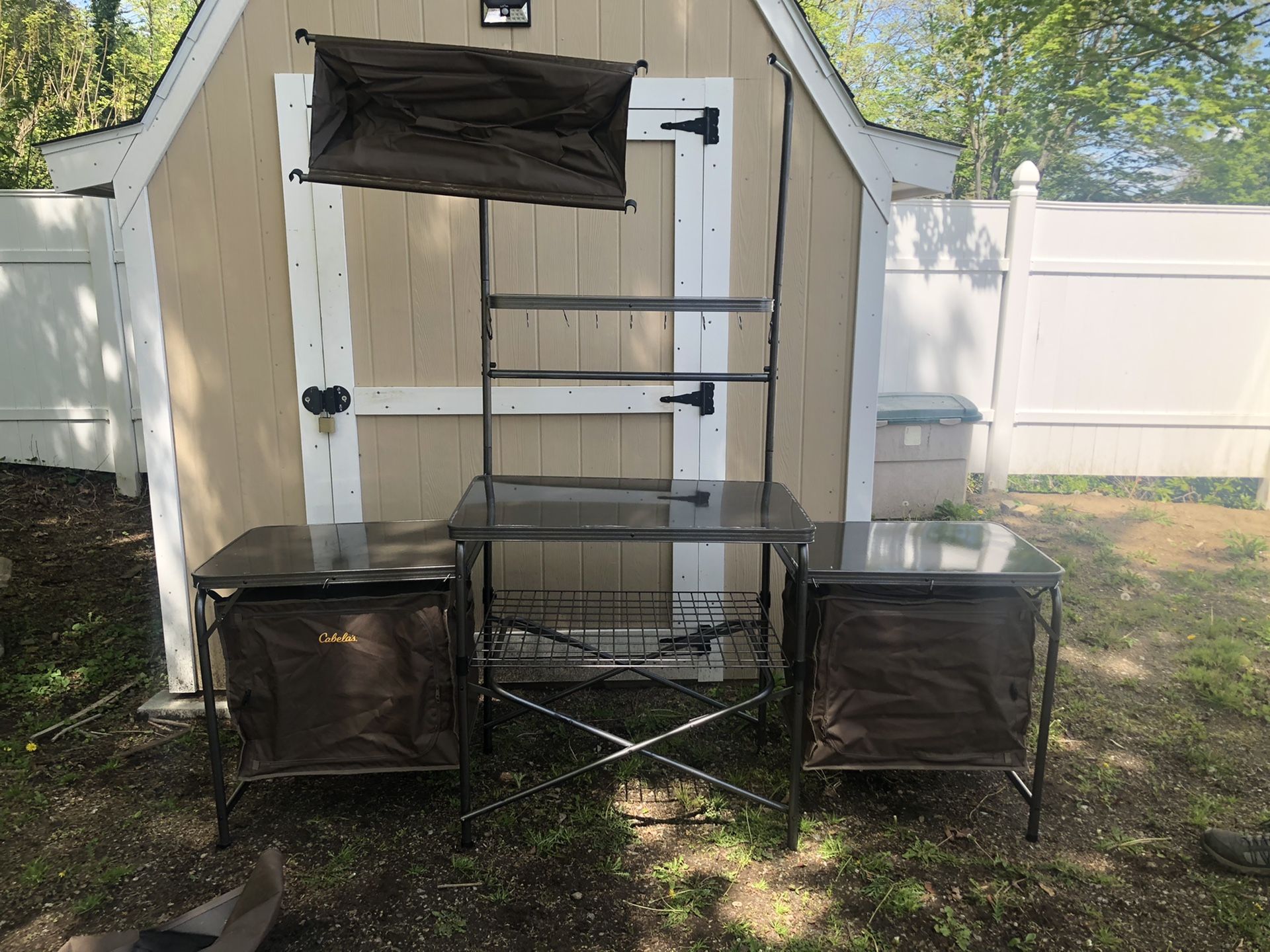 Cabelas Deluxe Camping Kitchen for Sale in Orange, CT OfferUp