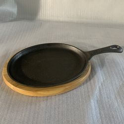 Cast Iron Fajita Skillet Set with Wooden Trivet – Oven-to-Table Sizzling Serve