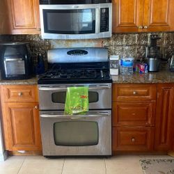 Gas Stove Microwave Fridge(doesn't Cool) Free!!!