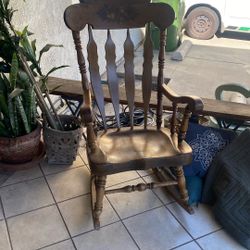 Wooden Rocking Chair 