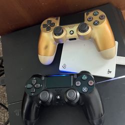 PS4 