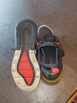 Nike 270 9.5