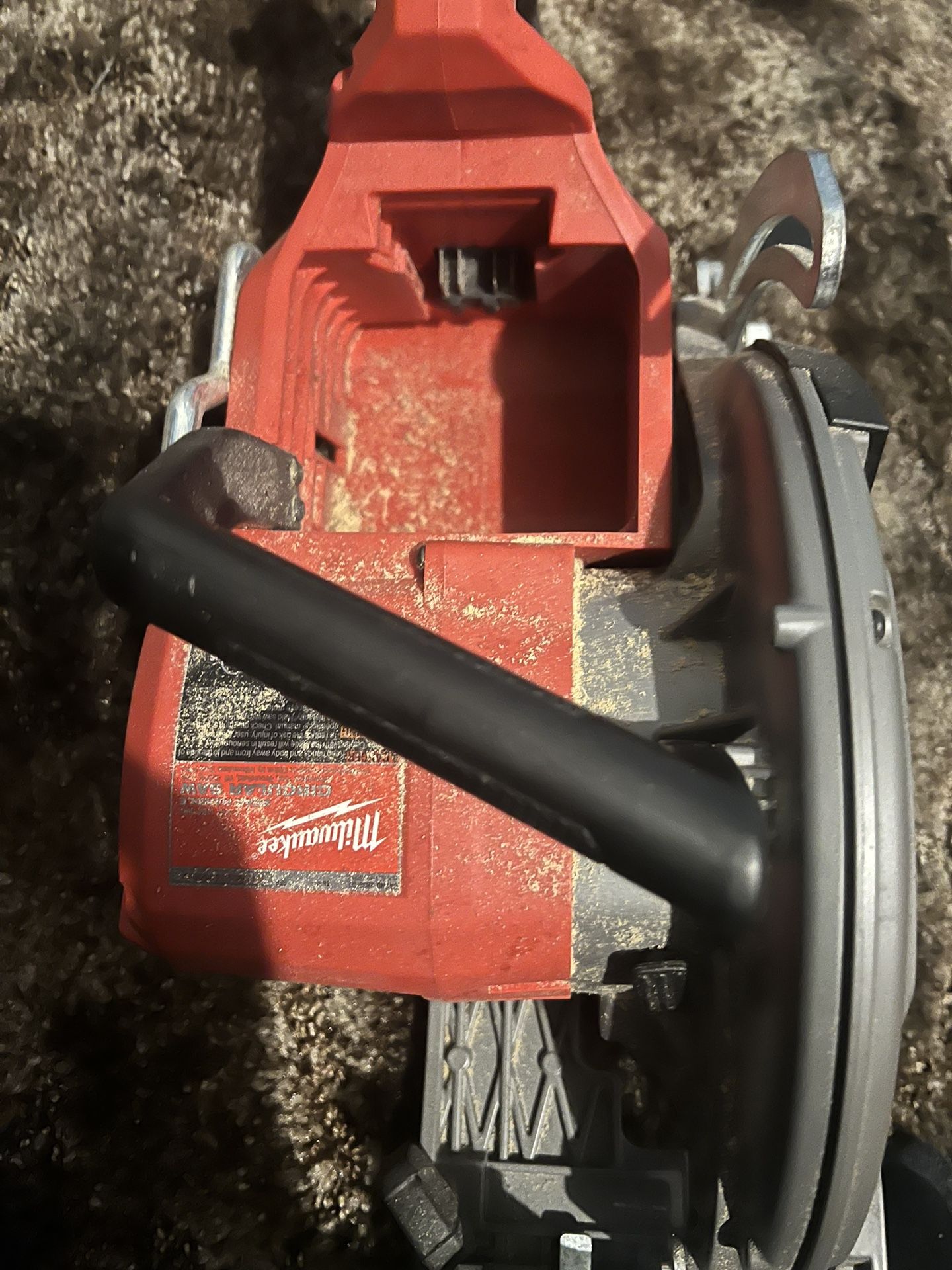 Milwaukee Rear Handle Saw 