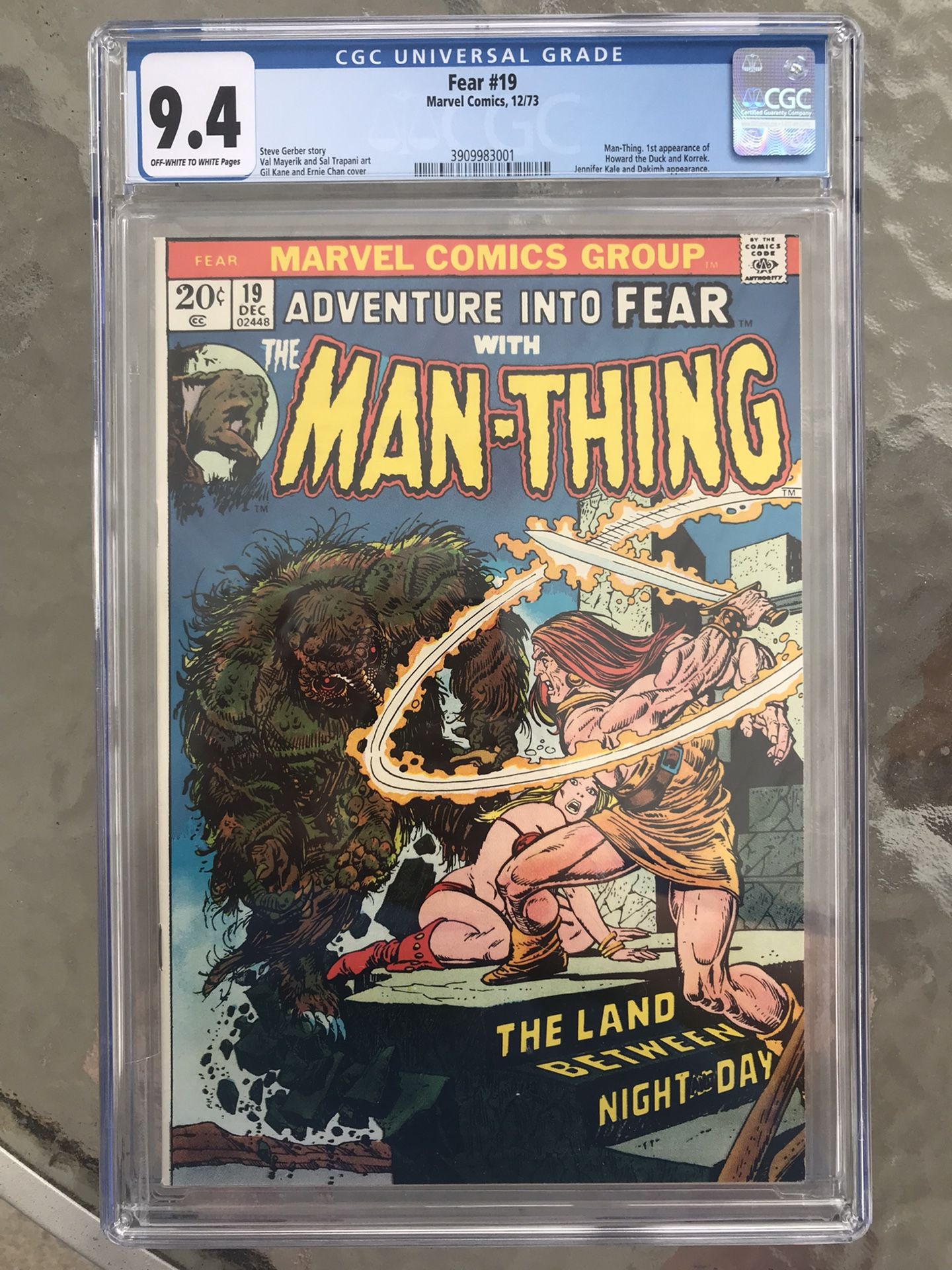 Fear # 19 (1973) CGC 9.4 — O/w To White Pages; 1st Howard the Duck and Lorre