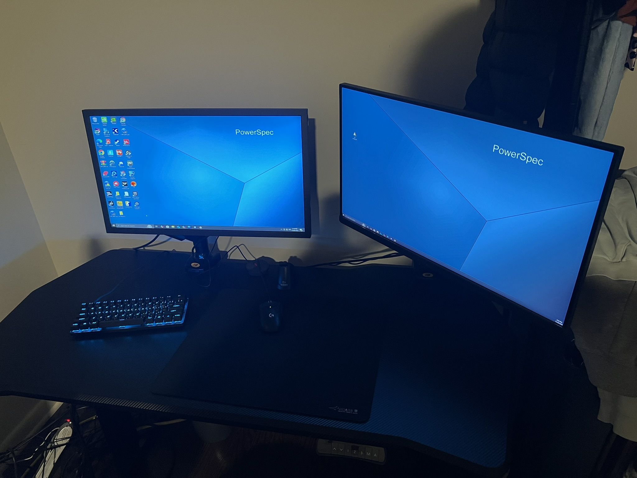 Gaming PC/Desk Setup