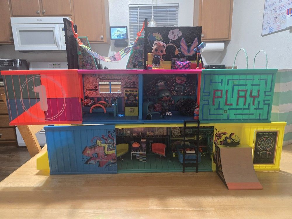 LOL Doll House