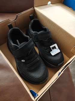 Sketchers boys shoes new