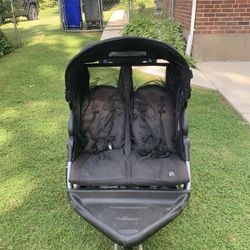 DOUBLE STROLLER  $50