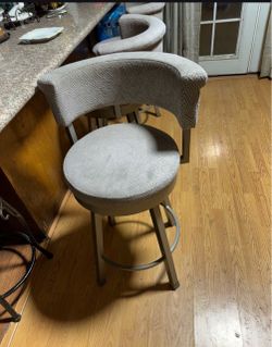 3 Upholstered Swivel Bar Stool