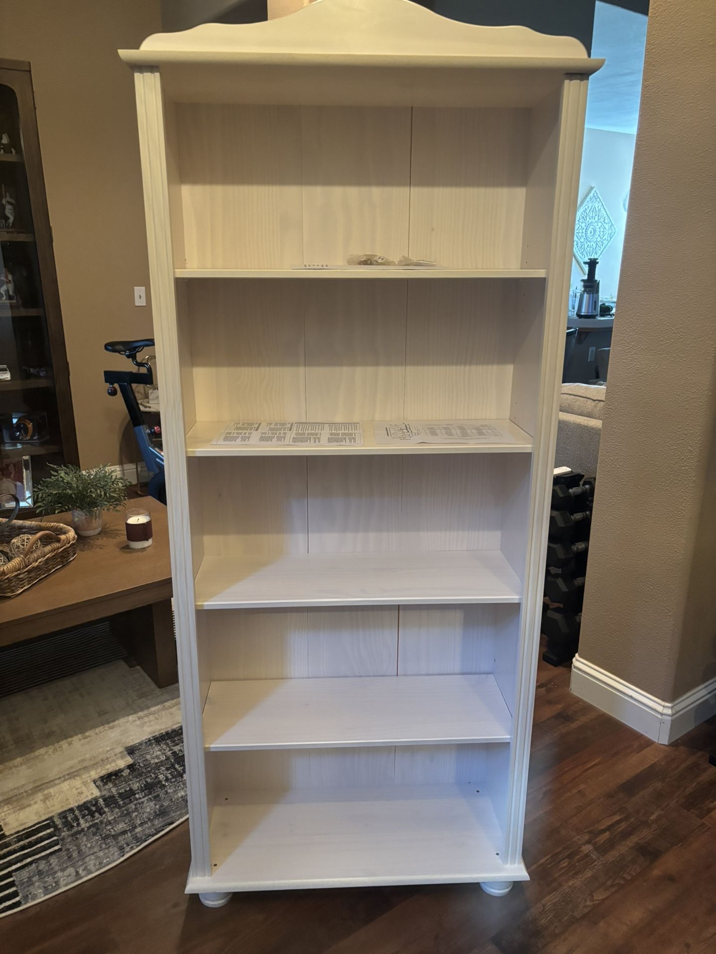 REALROOMS Chester 5 Shelf Open Bookcase, White and Lacquer Brand New