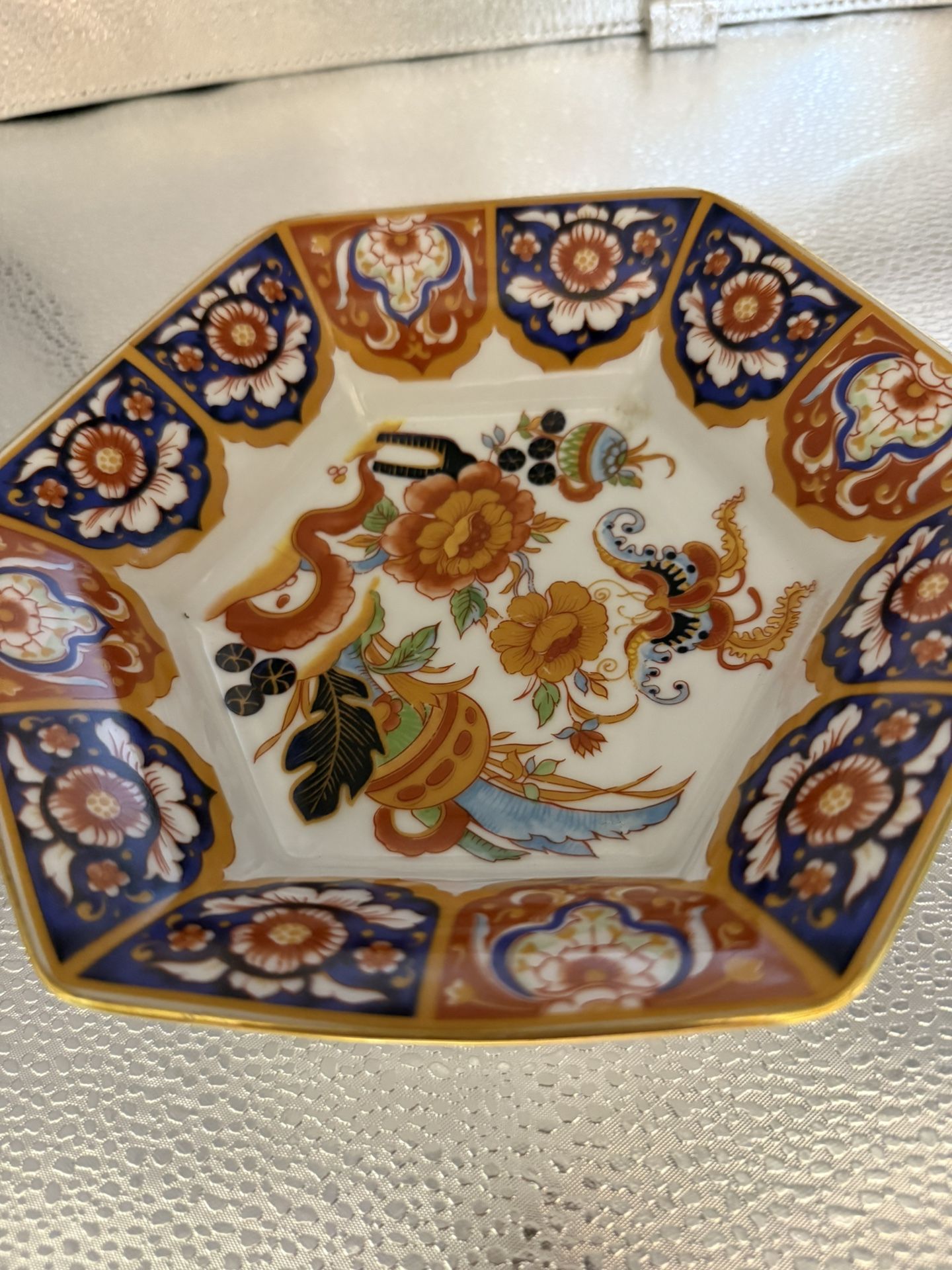 Japanese Hand Painted Imari Bowl