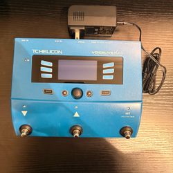 TC Helicon VoiceLive Play Vocal Effects Pedal with Power Supply