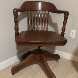 Arts &Crafts Style Swivel Desk Chair 