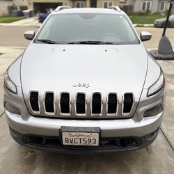 2015 Jeep Cherokee Latitude Sports Utility 4D