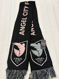 NEW Angel City Soccer Scarf