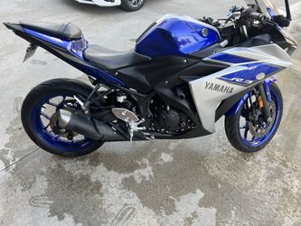 2015 Yamaha R3