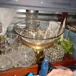 Lots Of Crystal 