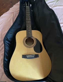 Six string guitar