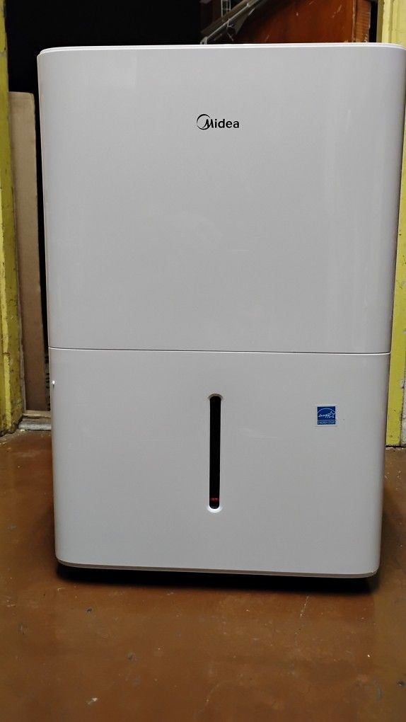 Dehumidifier 
