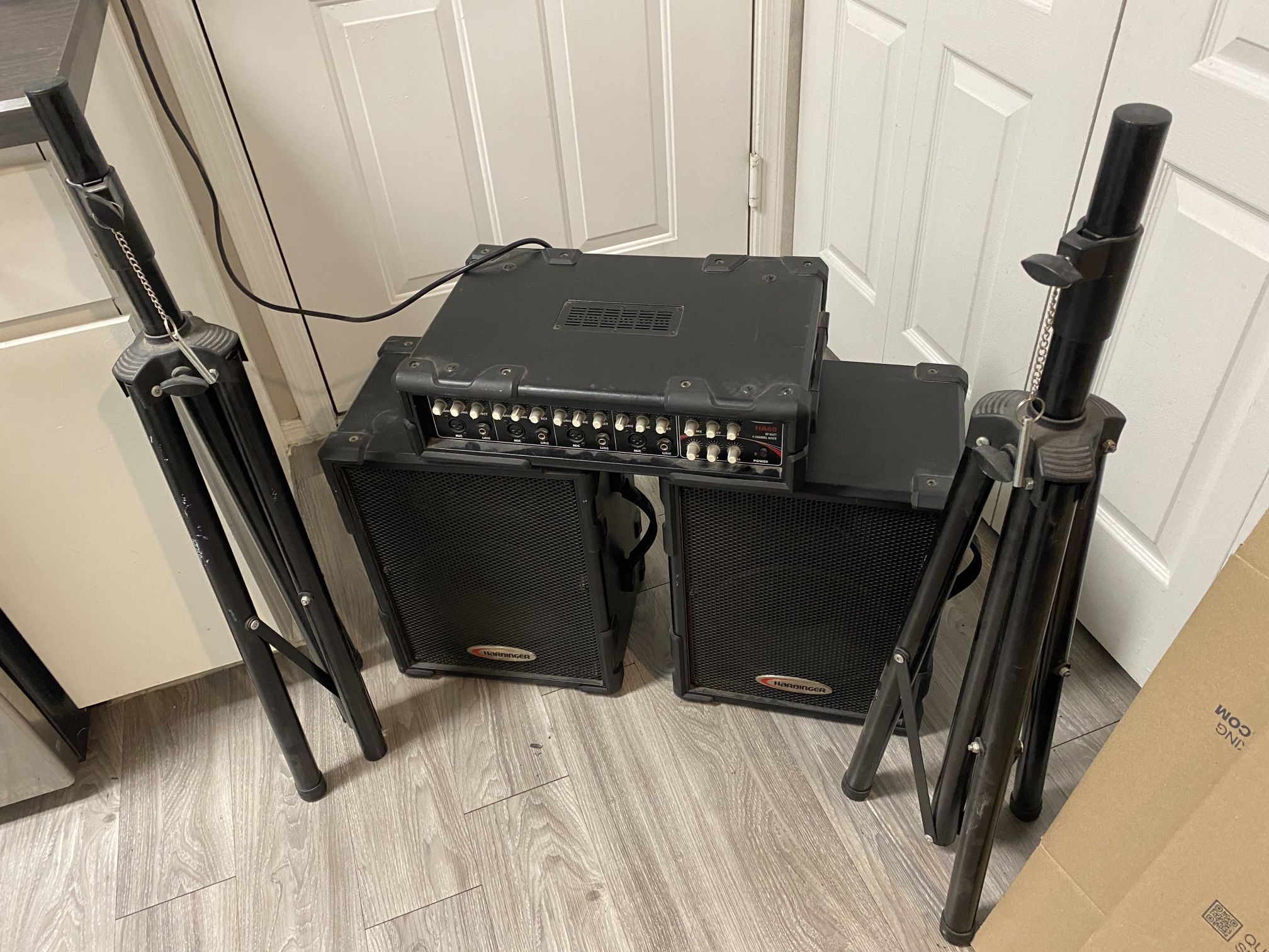 Harbinger H80 Portable PA System 