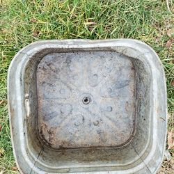 Antique Galvanized Square Wash Tub