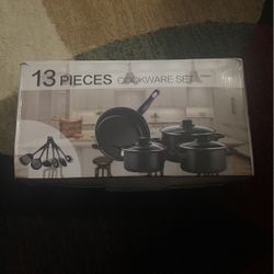 13 Pieces Cookware Set 