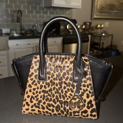 Michael Kors Crossbody