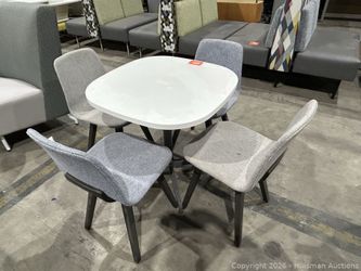 Rounded Square Table with (4) Chairs