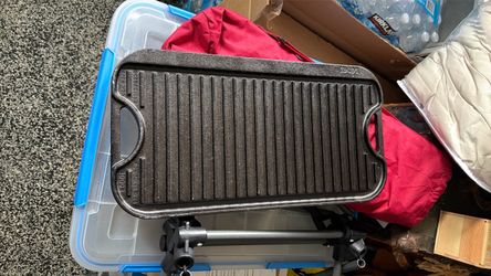 Lodge cast iron grill, used twice