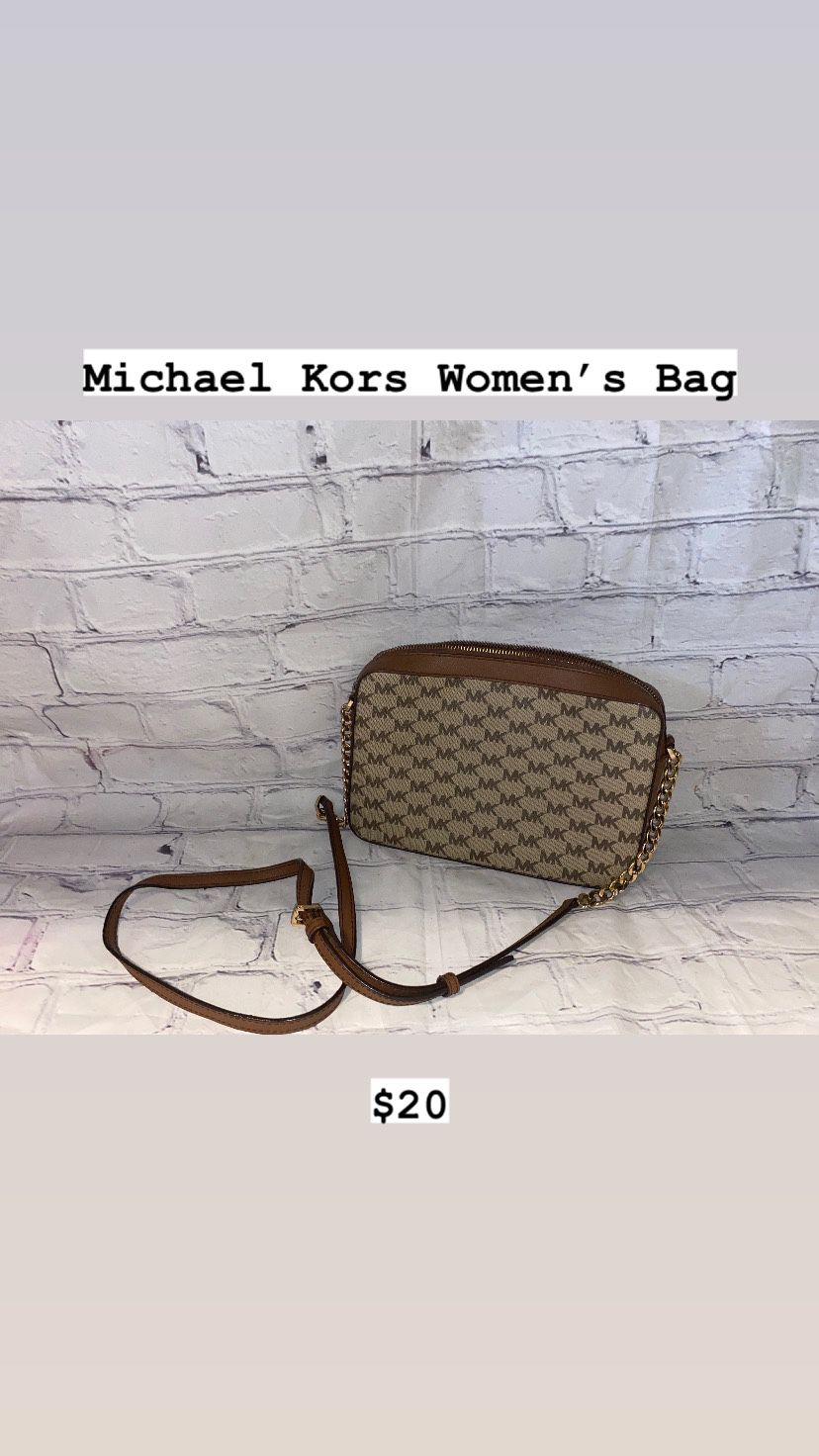 Michael Kors Women’s Purse/Bag - $20