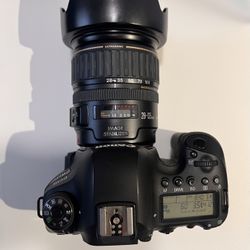 Canon EOS 6D Mark II With Canon Lens 