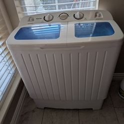 Mini washer machine