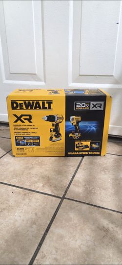 DEWWLT 20 VT MAX BRUSHLESS XR SET DRILS BATTER POWER STACK + CHARGER AND BAG 