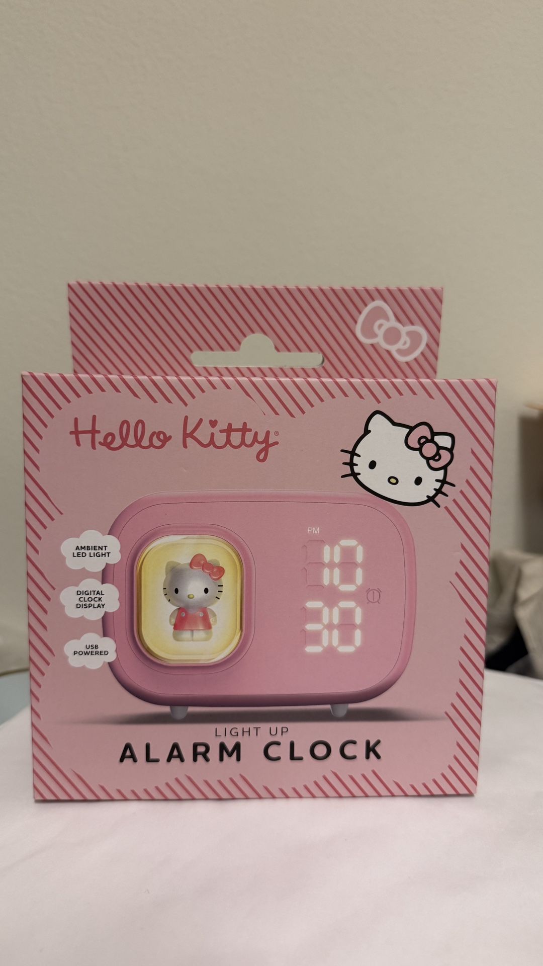 Hello Kitty Light Up Alarm Clock
