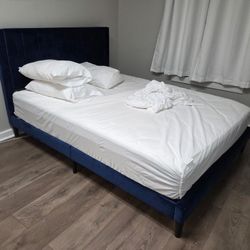 Upholstered Queen Bedframe
