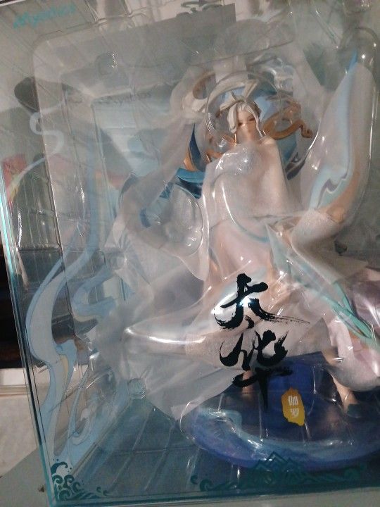 JAPANESE ANIMATION DOLL