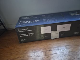 Portable projection screen