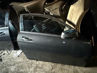 Front door for 2013 Mercedes Benz c250 coupe front door